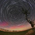 Startrails i zorza