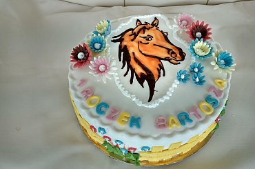 Tort z głowa konika #koń #tort z #koniem #tort #okolicznościowy #tort #torty #dla #dzici #tort #dla #chłopca
