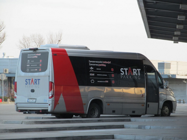 Iveco Daily 70C17 / Feniksbus FBI85L, "Start Parking" Warszawa