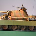 Panther G 1-25 scale Academy