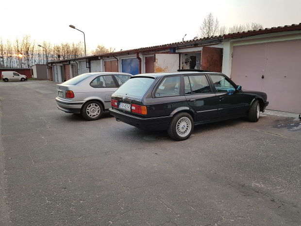 05. 2019.04. BMW E30 325i TG Dom