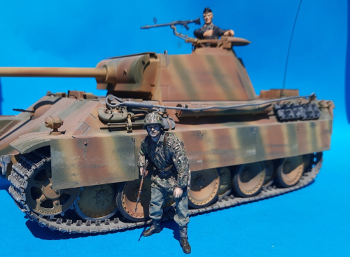 Tank hunters 1-25 scale