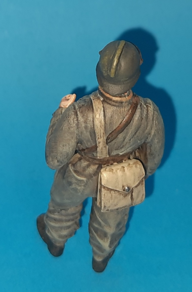 Oficer wojsk pancernych w kombinezonie czołgowym `39 1-25 scale