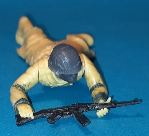 German crawling soldier 1-25 scale
